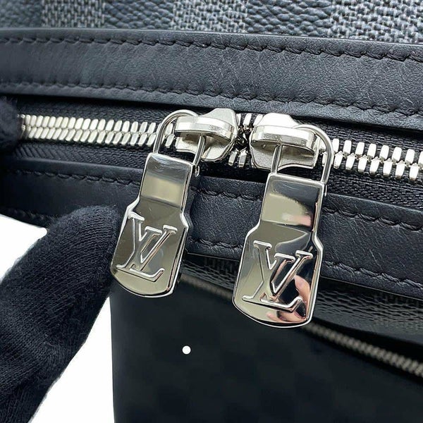 ルイヴィトン リュック ダミエ・グラフィット ディスカバリー・バックパックPM N40514 ヴィトン バッグ ブラック 黒