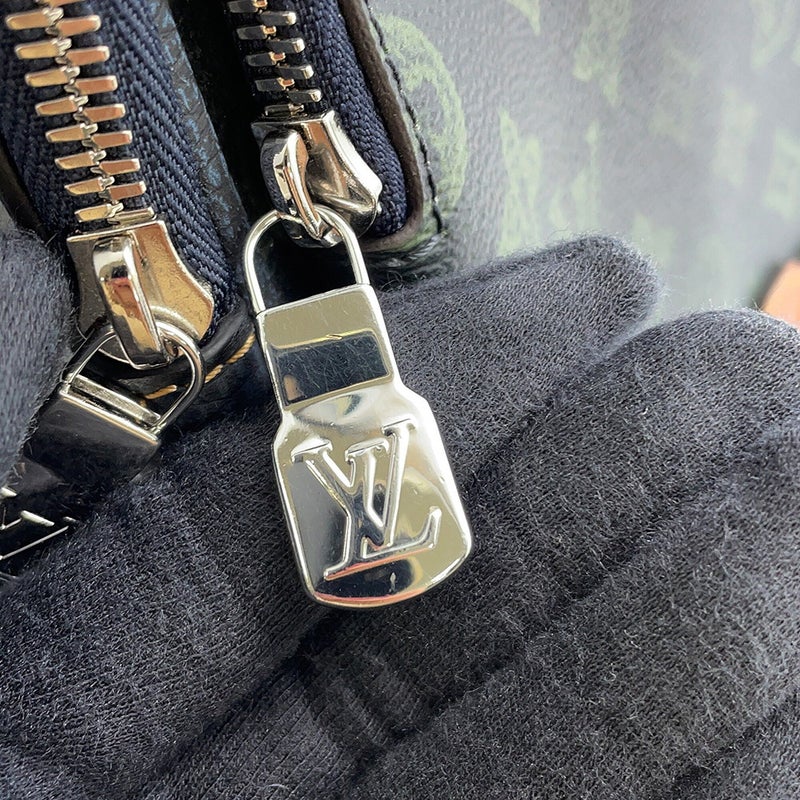 ルイヴィトン ボディバッグ モノグラム・レコード アヴェニュー・スリングバッグ M46344 LOUIS VUITTON LVフォールコレクション