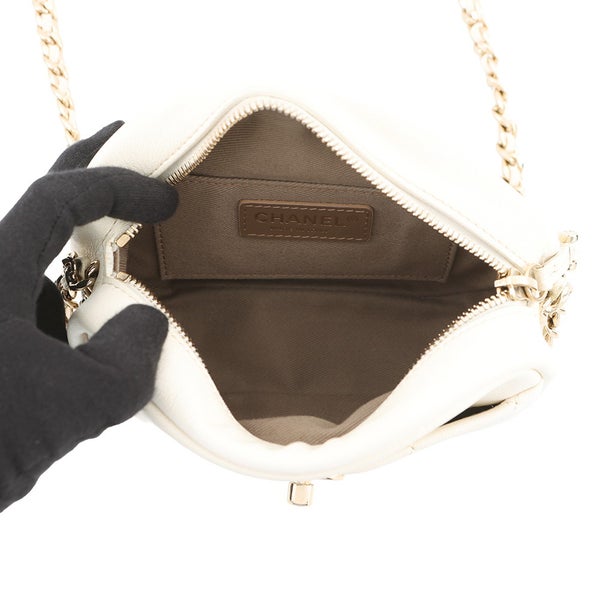 シャネル チェーンショルダーバッグ マトラッセ ココマーク カメラバッグ レザー AS0137 CHANEL