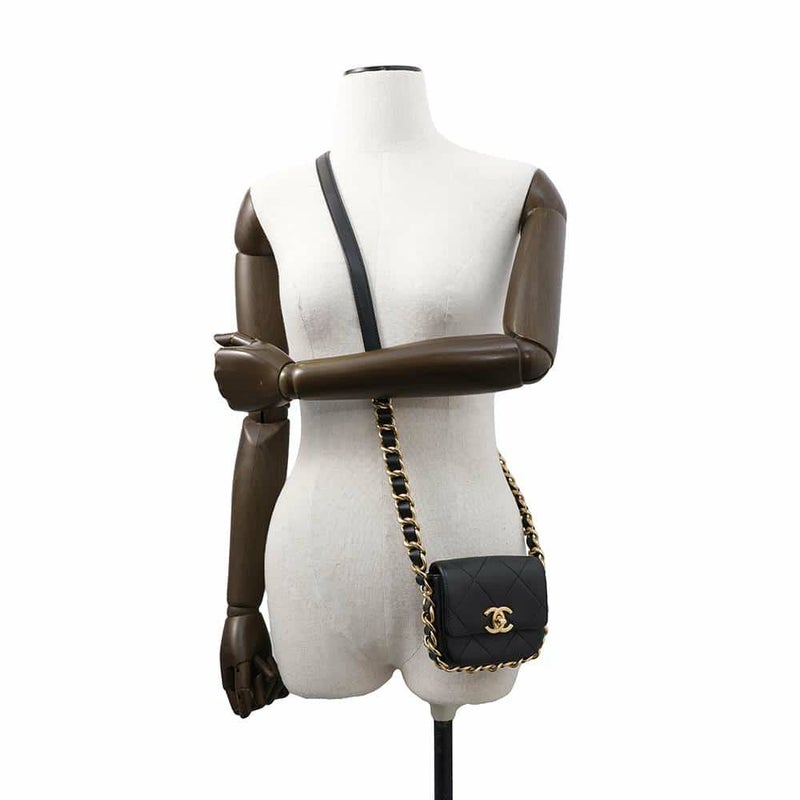 シャネル チェーンショルダーバッグ マトラッセ ココマーク フラップ カーフレザー AS2833 CHANEL 黒