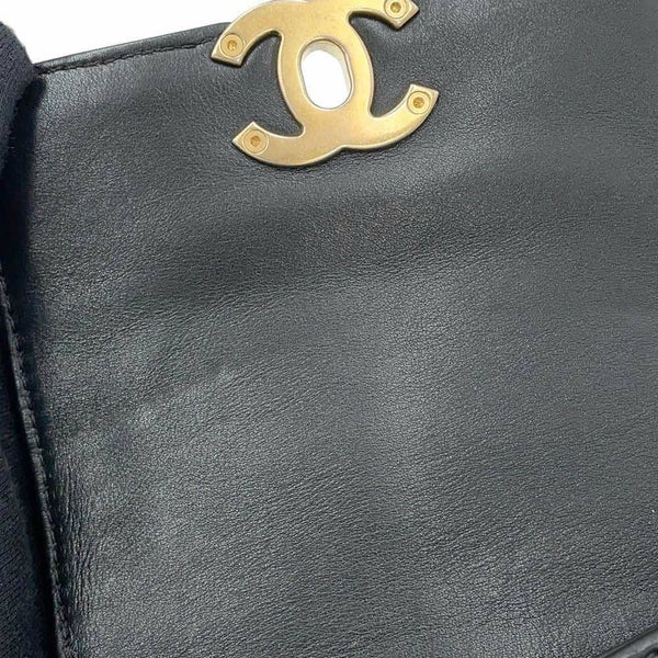 シャネル チェーンショルダーバッグ マトラッセ ココマーク フラップ カーフレザー AS2833 CHANEL 黒