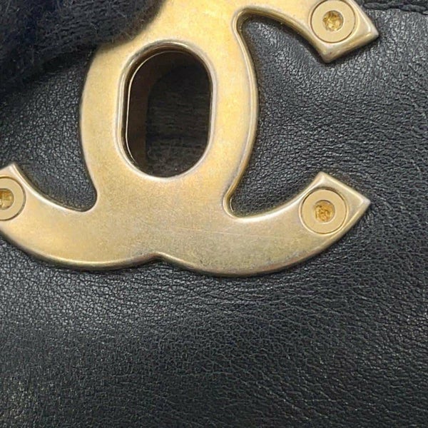 シャネル チェーンショルダーバッグ マトラッセ ココマーク フラップ カーフレザー AS2833 CHANEL 黒