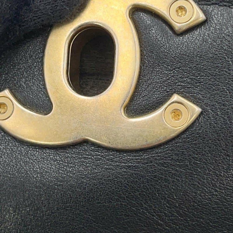 シャネル チェーンショルダーバッグ マトラッセ ココマーク フラップ カーフレザー AS2833 CHANEL 黒