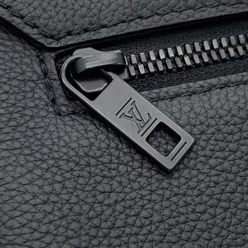 ルイヴィトン ショルダーバッグ グレインレザー テイクオフ・メッセンジャー M57080 LOUIS VUITTON ヴィトン 黒 ブラック