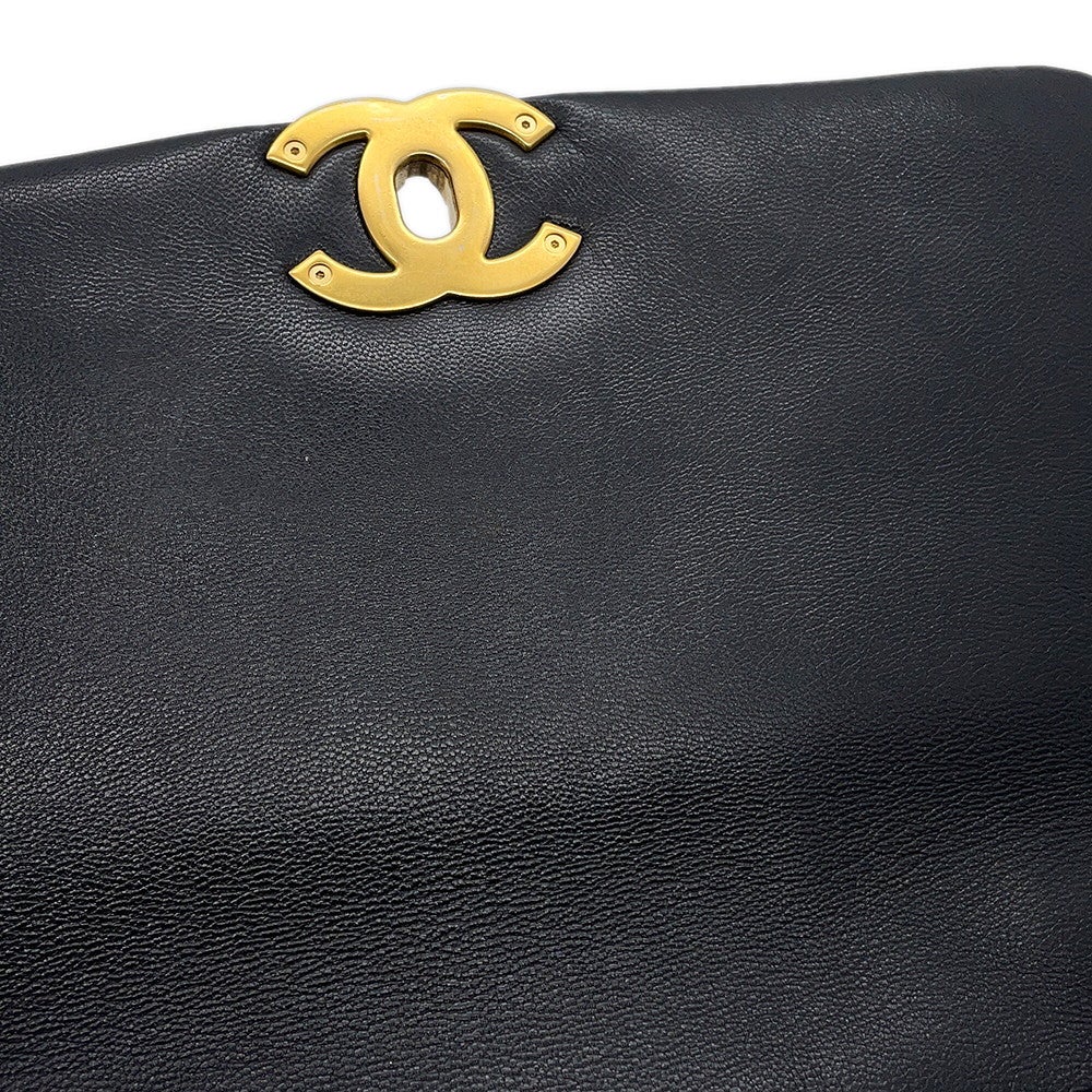 シャネル チェーンショルダーバッグ CHANEL19 ラージ ラムスキン