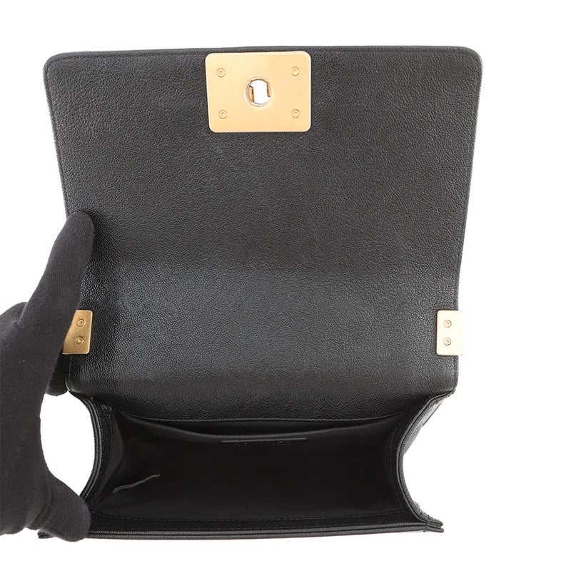 シャネル チェーンショルダーバッグ ボーイシャネル スモール マトラッセ ココマーク キャビアスキン A67085 CHANEL 黒
