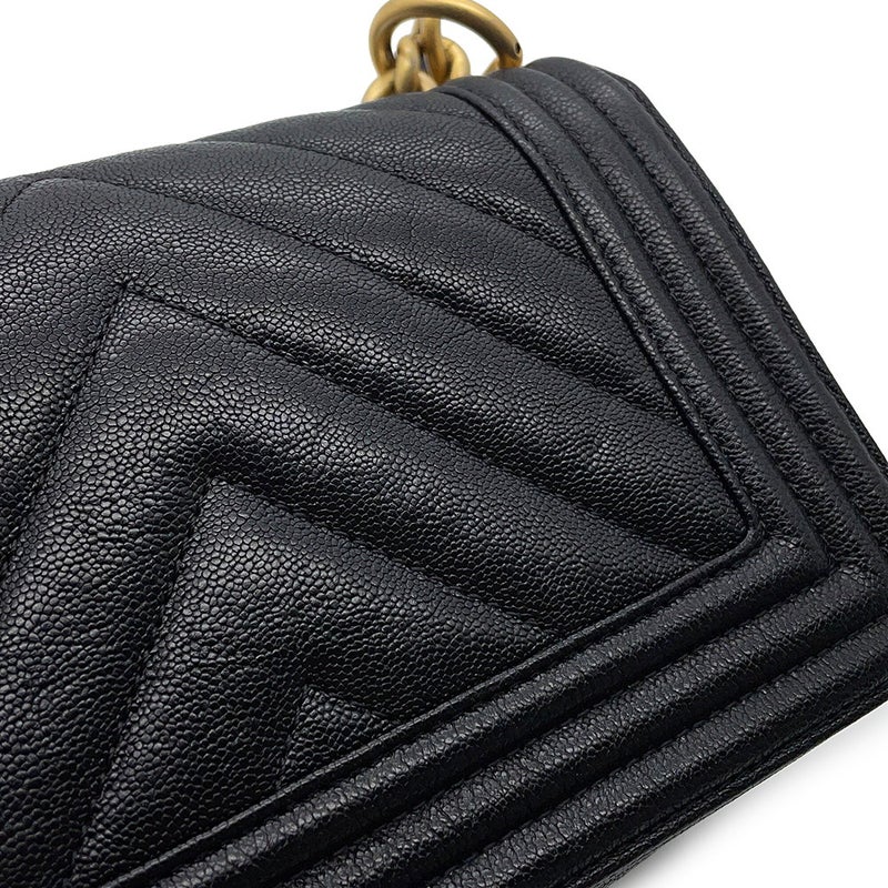 シャネル チェーンショルダーバッグ ボーイシャネル スモール マトラッセ ココマーク キャビアスキン A67085 CHANEL 黒