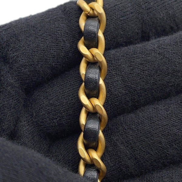 シャネル チェーンショルダーバッグ マトラッセ ミニフラップ ココマーク ラムスキン AS4862 CHANEL バッグ 黒