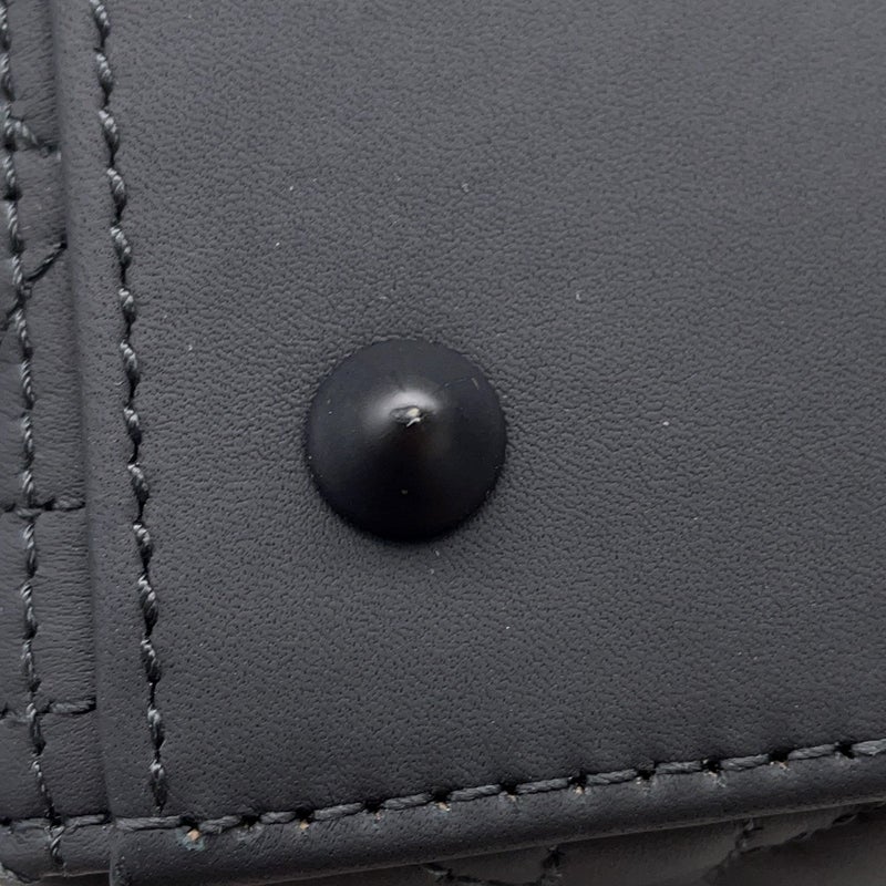 クリスチャン・ディオール ハンドバッグ Lady Dior ミディアム ウルトラマットカーフスキン M0565SLOI_M989 ２wayショルダー 黒