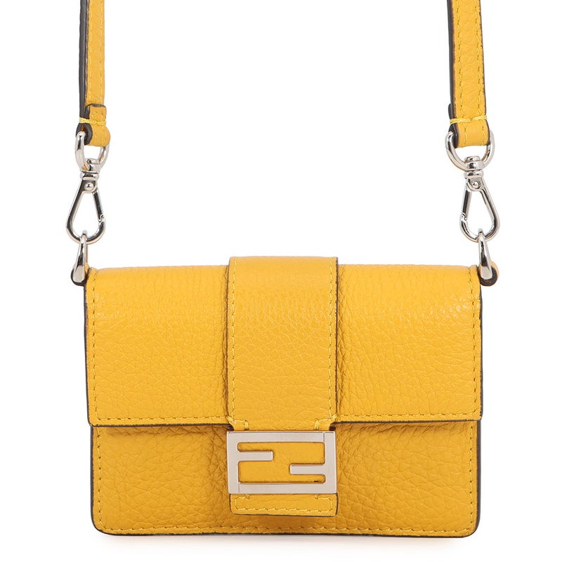 フェンディ ショルダーバッグ マイクロ フラット バゲット ショルダーポシェット レザー 7M0311 FENDI 財布
