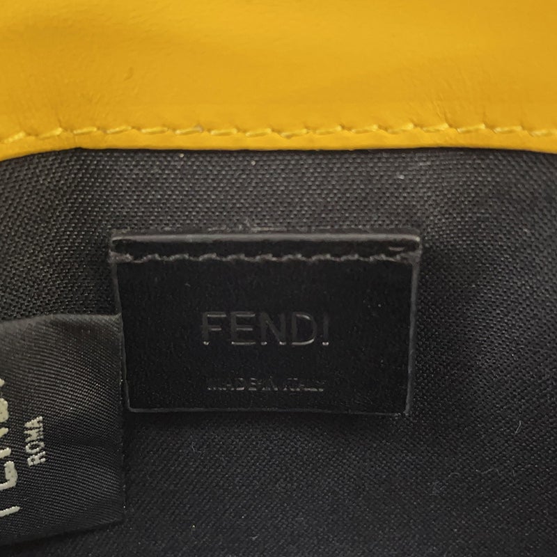 フェンディ ショルダーバッグ マイクロ フラット バゲット ショルダーポシェット レザー 7M0311 FENDI 財布