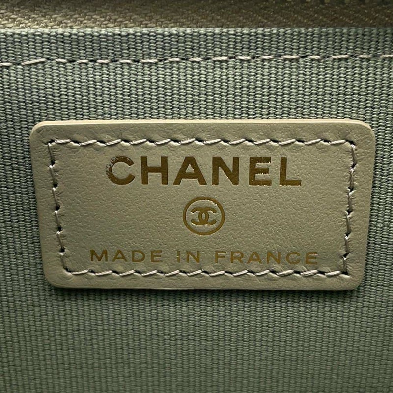 シャネル コインケース マトラッセ ココマーク ソフトキャビアスキン AP3179 フラグメント カードケース
