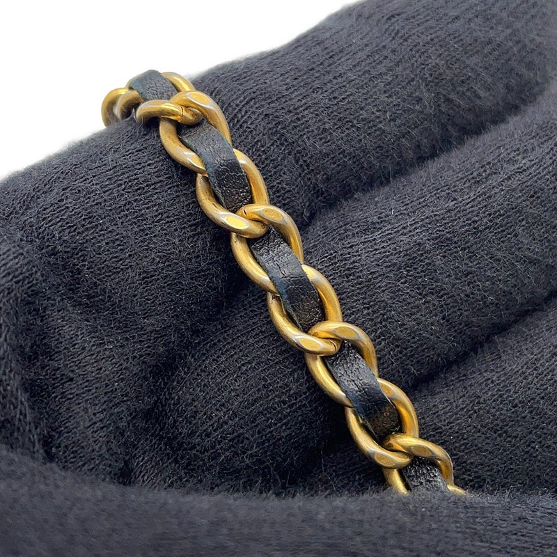 シャネル チェーンショルダーバッグ マトラッセ ココマーク ラムスキン AP2271 CHANEL 黒