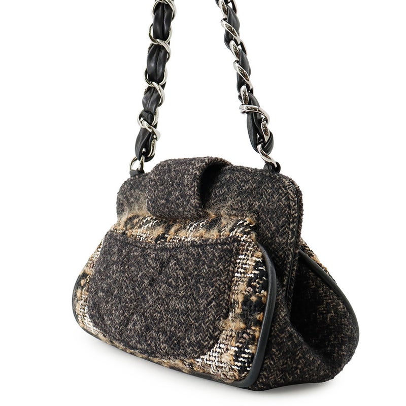 シャネル ワンショルダーバッグ ココマーク マトラッセ ツイード CHANEL 黒 セール品