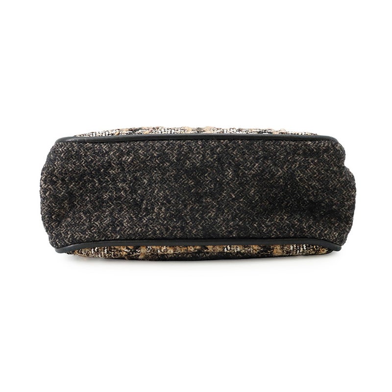 シャネル ワンショルダーバッグ ココマーク マトラッセ ツイード CHANEL 黒 セール品