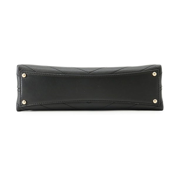 シャネル チェーンショルダーバッグ シェブロン ココマーク レザー CHANEL Vステッチ 黒 2way
