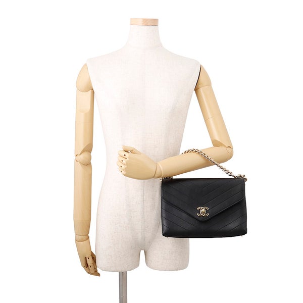 シャネル チェーンショルダーバッグ シェブロン ココマーク レザー CHANEL Vステッチ 黒 2way