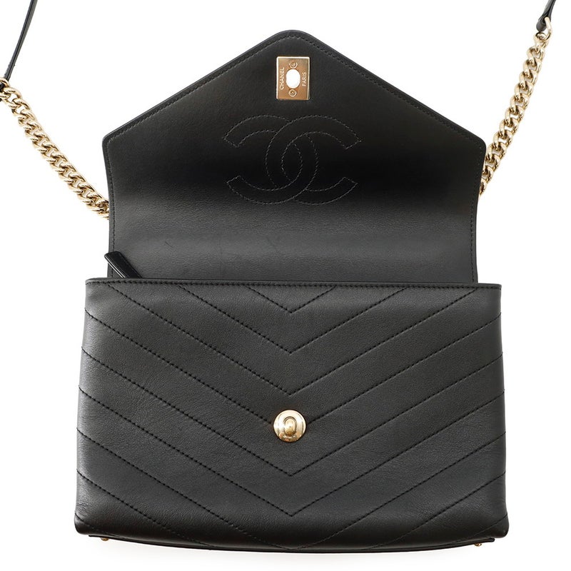 シャネル チェーンショルダーバッグ シェブロン ココマーク レザー CHANEL Vステッチ 黒 2way