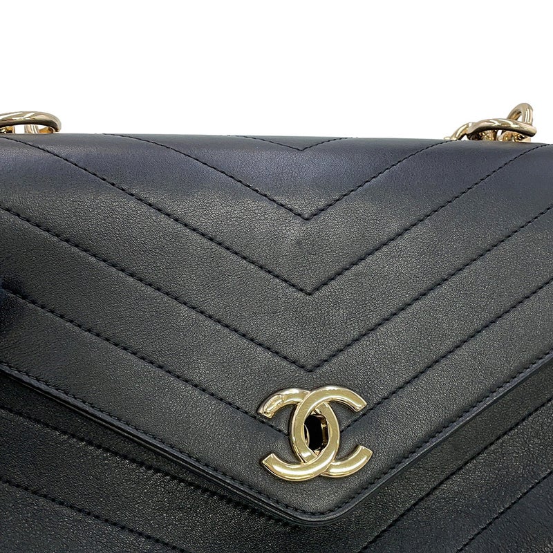 シャネル チェーンショルダーバッグ シェブロン ココマーク レザー CHANEL Vステッチ 黒 2way