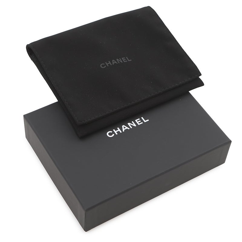 シャネル 三つ折り財布 シェブロン スモール フラップ コンパクトウォレット キャビアスキン AP5202 CHANEL 財布 黒