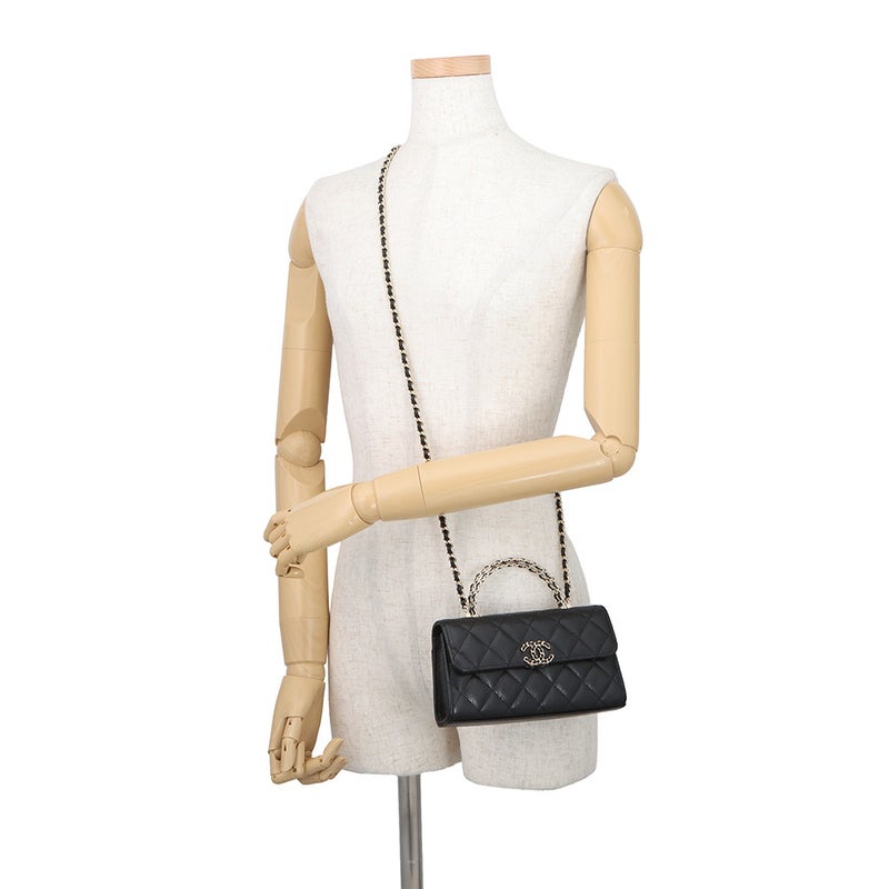シャネル チェーンショルダーバッグ トップハンドル フォンケース マトラッセ ココマーク キャビアスキン AP3238 CHANEL 黒