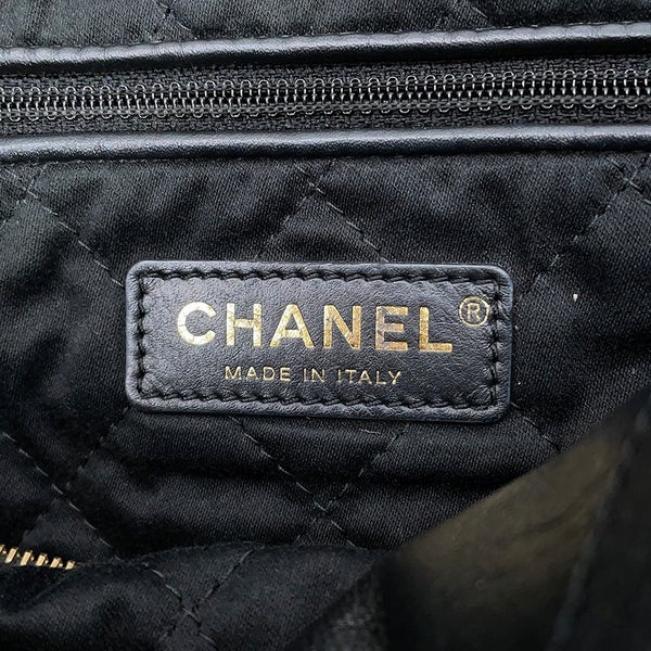 シャネル チェーンショルダーバッグ CHANEL22 ミディアム カーフレザー AS3261 CHANEL 黒