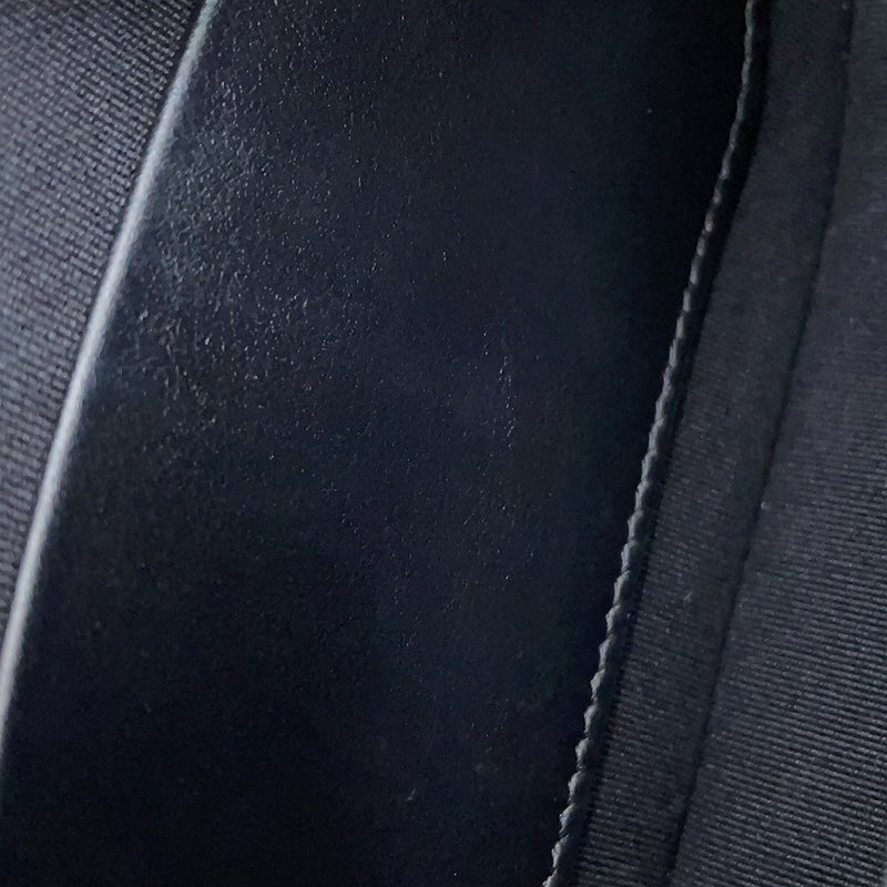 シャネル チェーンショルダーバッグ マトラッセ ココマーク ハーフムーン フォンフォルダー AP3367 CHANEL 黒