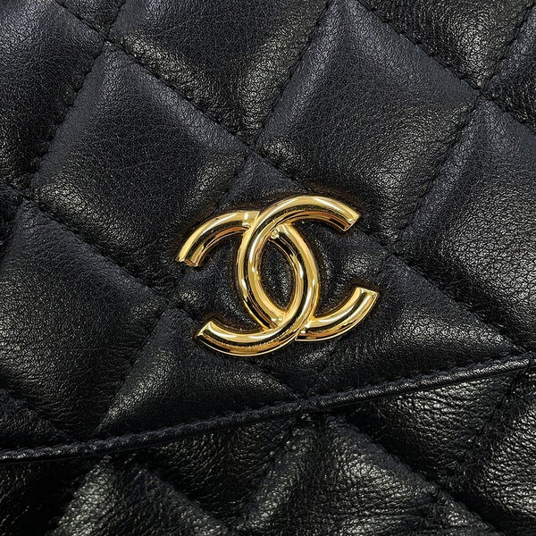 シャネル チェーンショルダーバッグ マトラッセ ココマーク ハーフムーン フォンフォルダー AP3367 CHANEL 黒