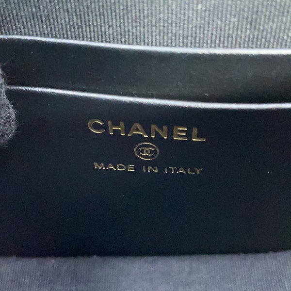 シャネル チェーンショルダーバッグ マトラッセ ココマーク ハーフムーン フォンフォルダー AP3367 CHANEL 黒