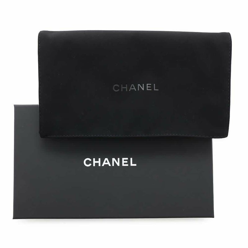 シャネル 長財布 クラシック ロング ジップ ウォレット ココマーク マトラッセ キャビアスキン AP0242 CHANEL 黒