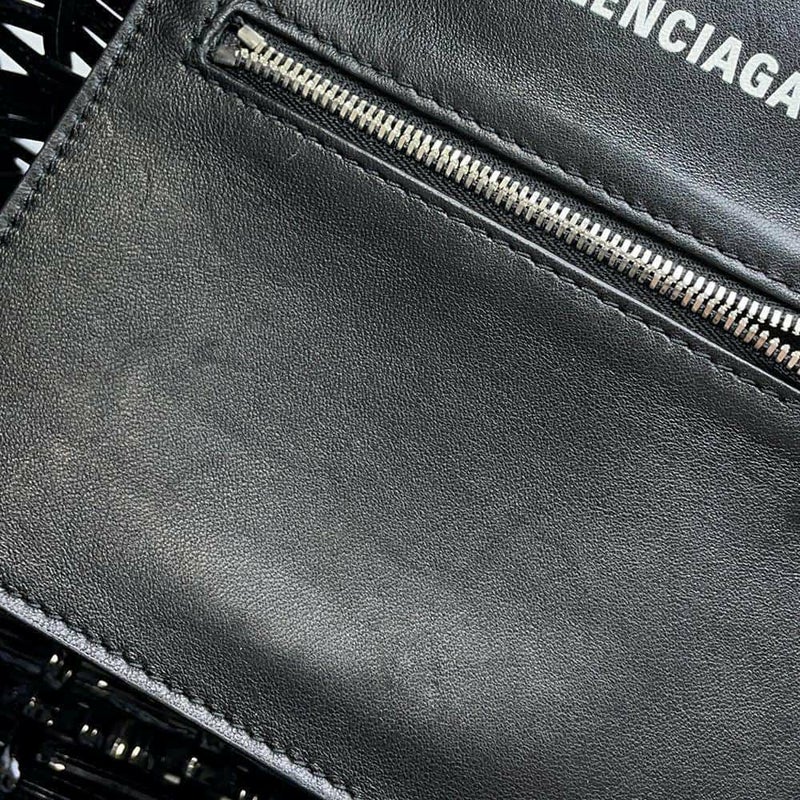 バレンシアガ ハンドバッグ ビストロ XS パテントレザー 671342 BALENCIAGA 2wayショルダーバッグ バスケットバッグ 黒