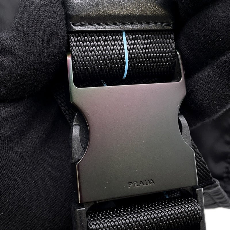 プラダ ショルダーバッグ ロゴ テスートナイロン 1BD157 PRADA メッセンジャーバッグ 黒