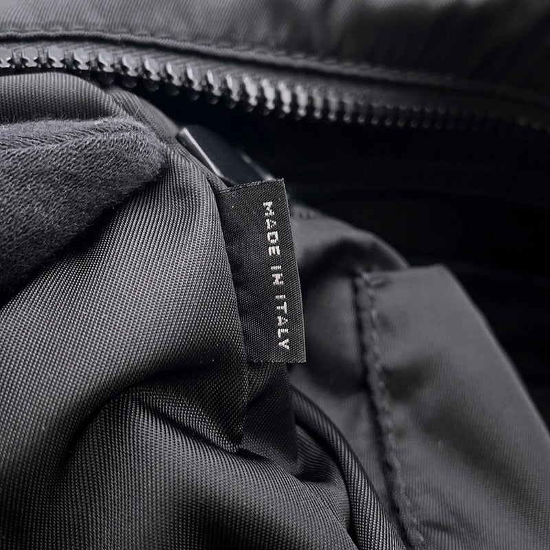 プラダ ショルダーバッグ ロゴ テスートナイロン 1BD157 PRADA メッセンジャーバッグ 黒