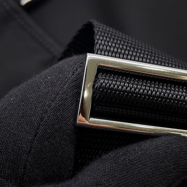 プラダ ショルダーバッグ トライアングルロゴ ナイロン PRADA バッグ 黒