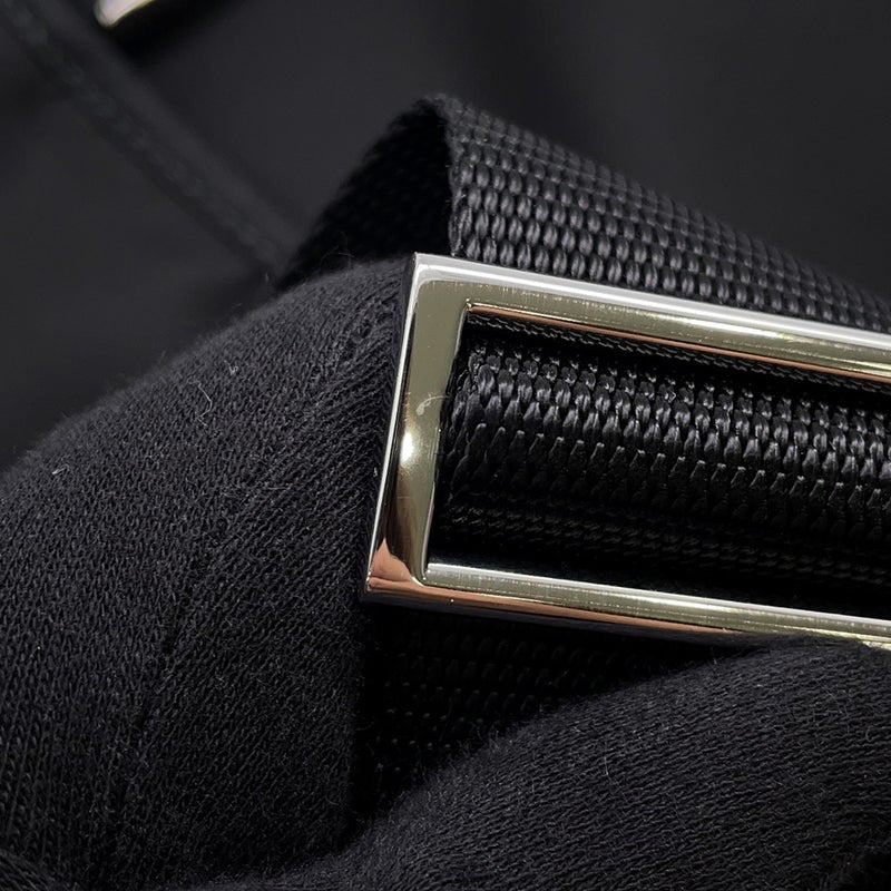 プラダ ショルダーバッグ トライアングルロゴ ナイロン PRADA バッグ 黒