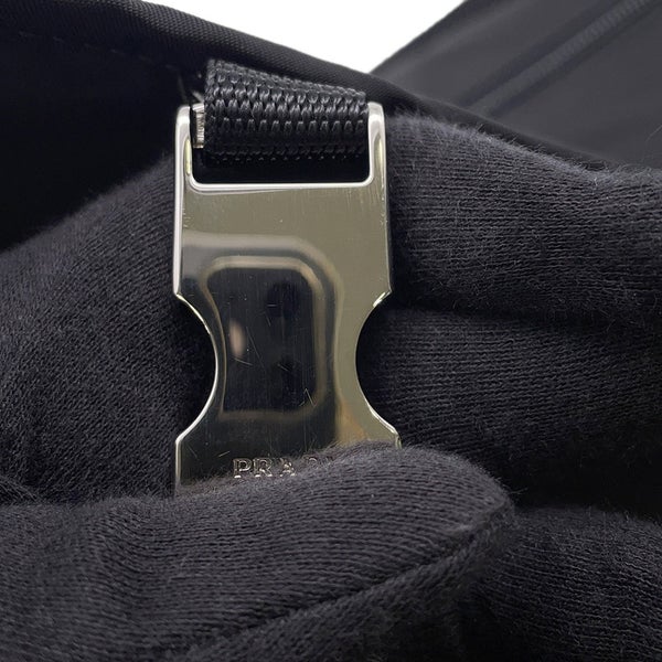 プラダ ショルダーバッグ トライアングルロゴ ナイロン PRADA バッグ 黒
