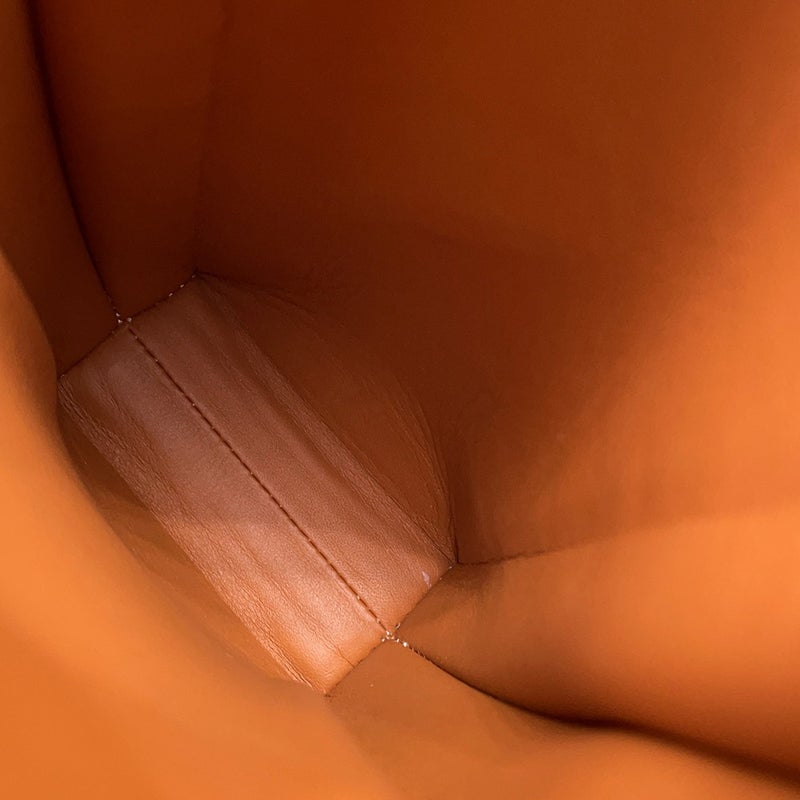 ロエベ フォンポーチ  アナグラム レザー LOEWE ポシェット