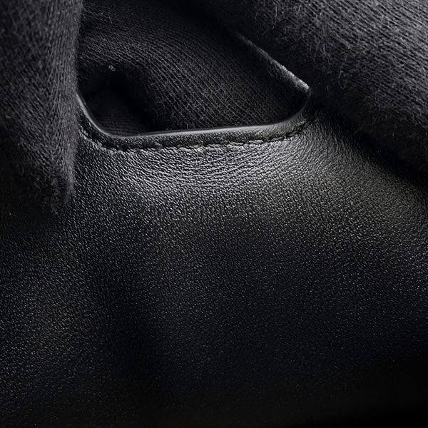 セリーヌ ショルダーバッグ スモール カミーユ 16(セーズ) ソフト バッグ スムースカーフレザー 120693 CELINE 黒