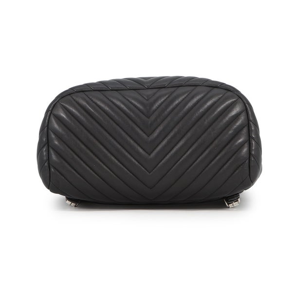 シャネル リュック Vステッチ シェブロン バックパック ココマーク ラムスキン A91121 CHANEL リュックサック バッグ 黒