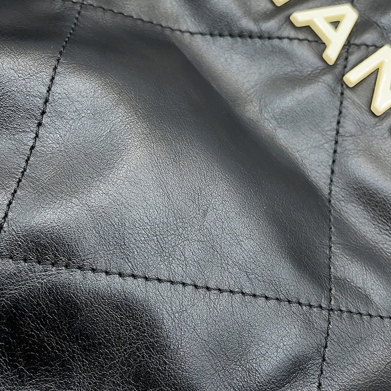 シャネル リュック シャネル22 ラージ シャイニーカーフレザー AS3313 CHANEL バックパック バッグ 黒