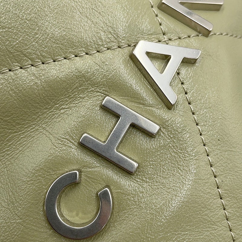 シャネル ハンドバッグ CHANEL 22 マトラッセ スモール シャイニーカーフレザー AS3260 ポーチ付き