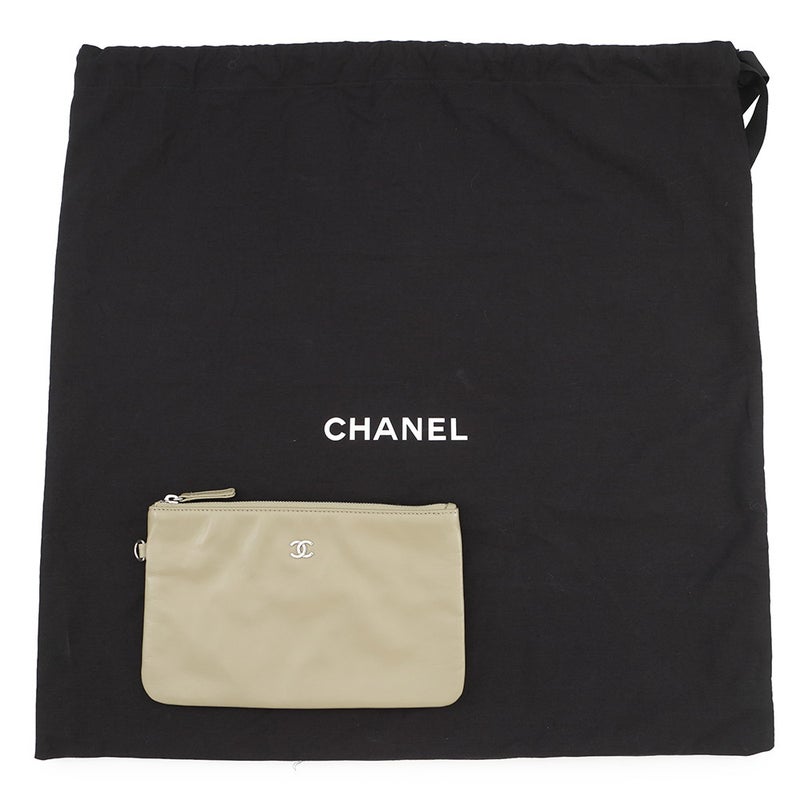シャネル ハンドバッグ CHANEL 22 マトラッセ スモール シャイニーカーフレザー AS3260 ポーチ付き