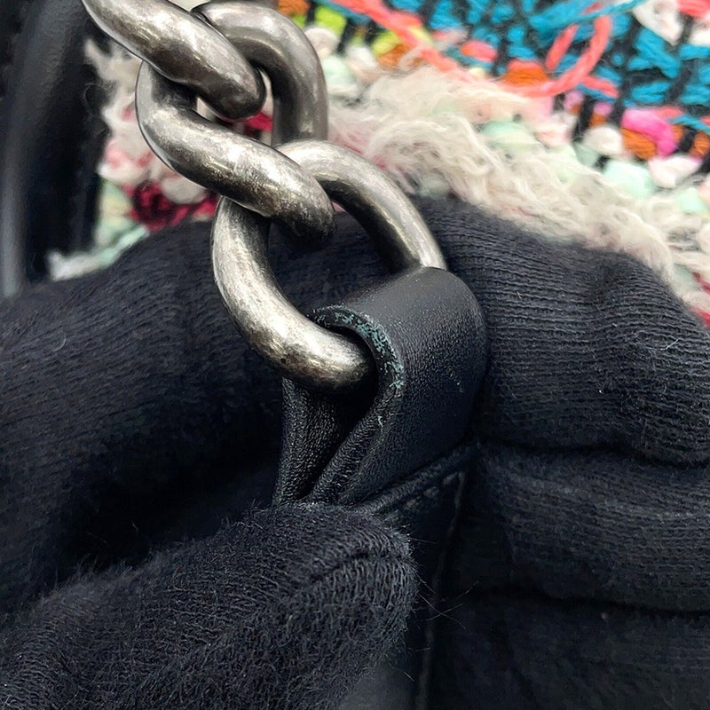 シャネル チェーンショルダーバッグ ボーイシャネル スモール マトラッセ ココマーク ラムスキン ツイード CHANEL 黒