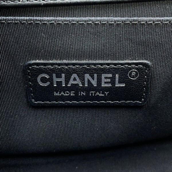 シャネル チェーンショルダーバッグ ボーイシャネル スモール マトラッセ ココマーク ラムスキン ツイード CHANEL 黒
