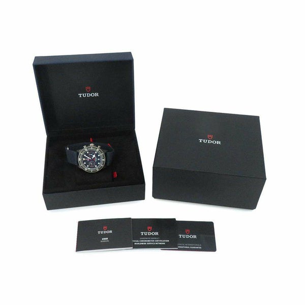 チュードル ぺラゴス FXD クロノ アリンギ・レッドブル・レーシング M25807KN-0001 ブルー文字盤