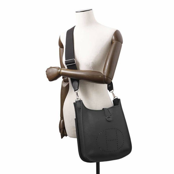 エルメス ショルダーバッグ エブリン3 PM ブラック/シルバー金具 トリヨンクレマンス W刻印 黒