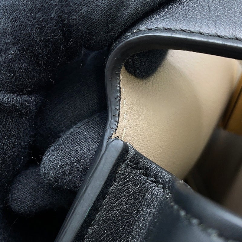 フェンディ ハンドバッグ ピーカブー エッセンシャリー レザー 8BN300 FENDI 2wayショルダーバッグ 黒
