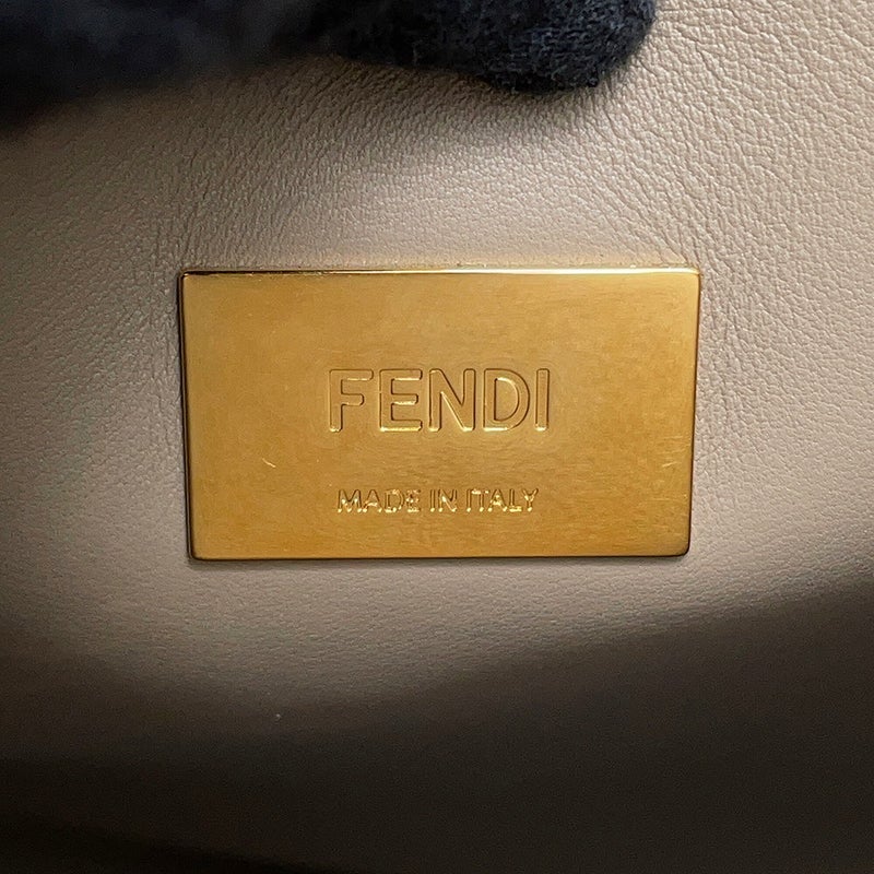 フェンディ ハンドバッグ ピーカブー エッセンシャリー レザー 8BN300 FENDI 2wayショルダーバッグ 黒