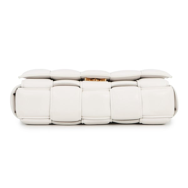 ボッテガヴェネタ チェーンショルダーバッグ カセット レザー 631421 BOTTEGA VENETA バッグ 白