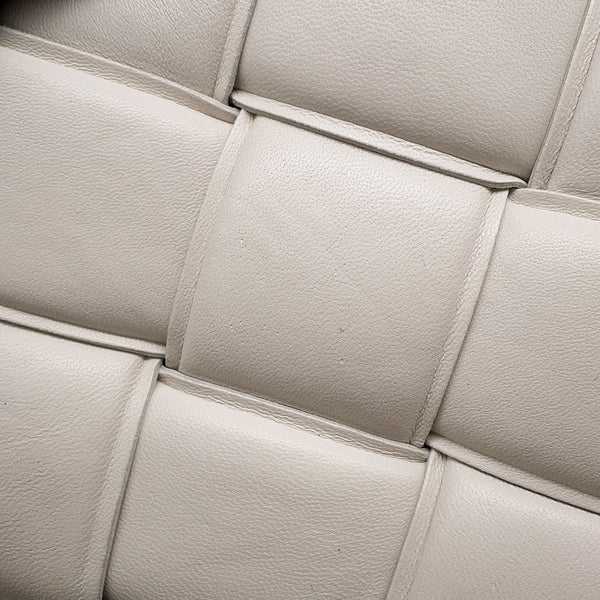 ボッテガヴェネタ チェーンショルダーバッグ カセット レザー 631421 BOTTEGA VENETA バッグ 白